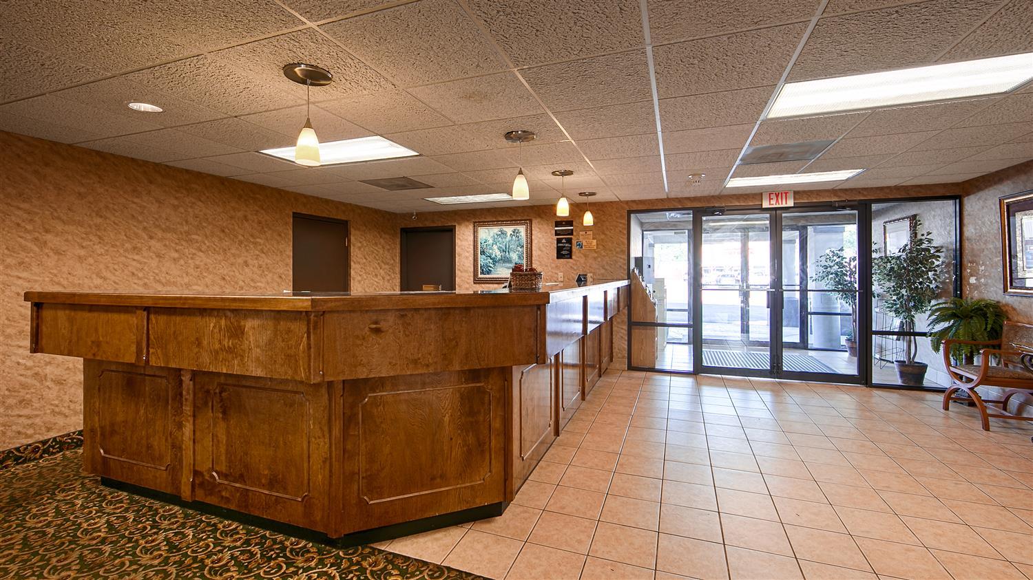 Rodeway Inn Barboursville Eksteriør billede