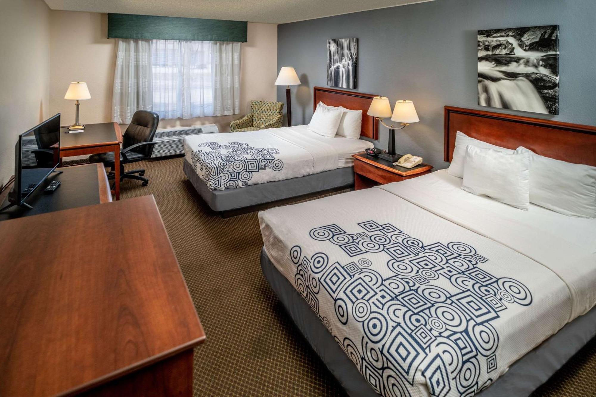 Rodeway Inn Barboursville Eksteriør billede