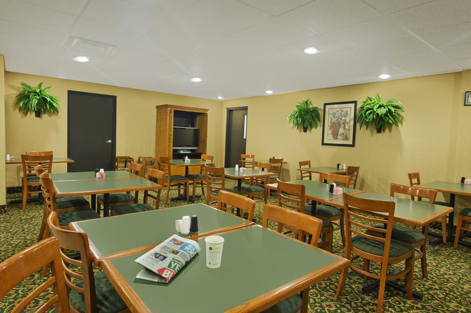 Rodeway Inn Barboursville Eksteriør billede