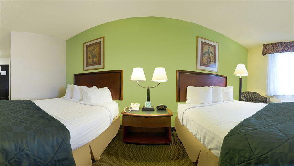 Rodeway Inn Barboursville Eksteriør billede